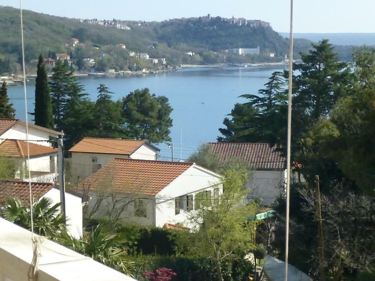 אומיסאליי Apartments Vila Lavanda מראה חיצוני תמונה